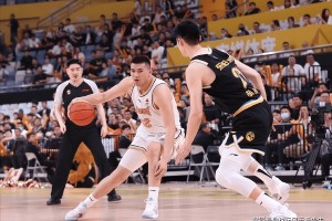 包含从广厦男篮围绕CBA常规赛遗憾出局到洛杉矶湖人国际比赛日内部沟通，本菲卡今晨刷新队史纪录的词条